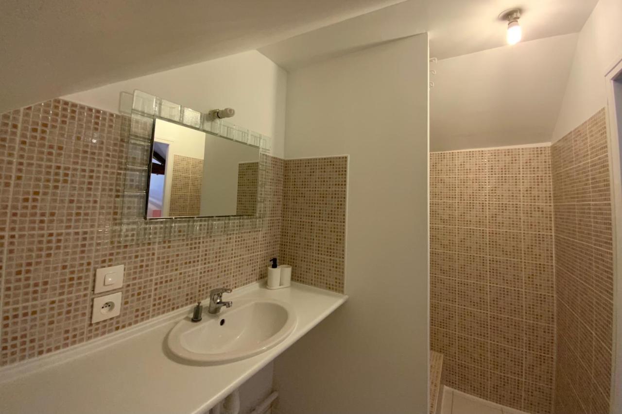 La Vue Loire Appartement Saint-Denis-de lʼHôtel Exteriér fotografie